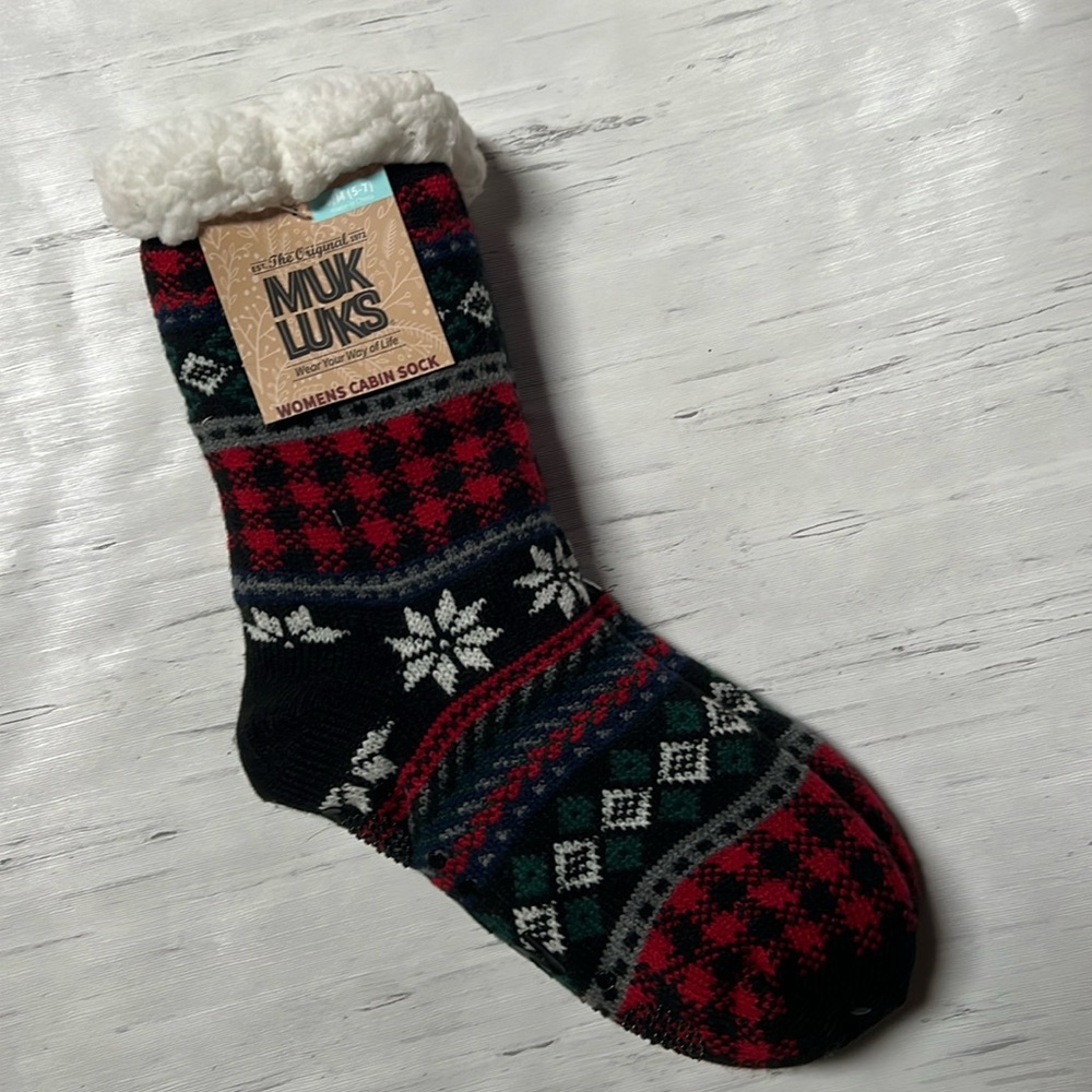 Muk Luks Women's Slip Resistant Cabin Socks S/M (5-7)